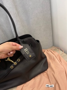 Сумка женская  Miu Miu Артикул BMS-131800. Вид 2
