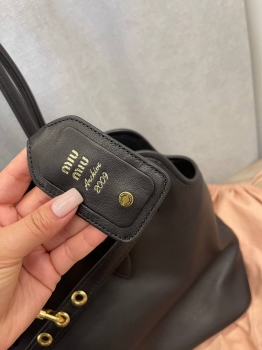 Сумка женская  Miu Miu Артикул BMS-131800. Вид 4