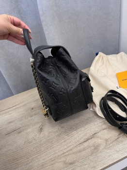 Рюкзак Louis Vuitton Артикул BMS-131802. Вид 4