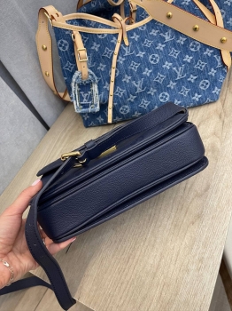 Сумка женская Louis Vuitton Артикул BMS-131927. Вид 3