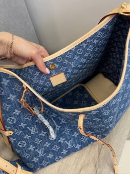 Сумка женская Louis Vuitton Артикул BMS-131928. Вид 4