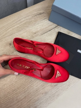 Балетки  Prada Артикул BMS-132019. Вид 2