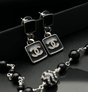 Серьги  Chanel Артикул BMS-132057. Вид 1