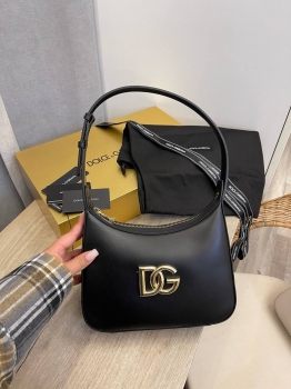 Сумка женская Dolce & Gabbana Артикул BMS-132064. Вид 1