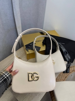 Сумка женская Dolce & Gabbana Артикул BMS-132063. Вид 1