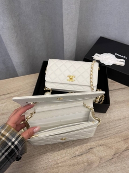 Сумка женская Chanel Артикул BMS-132111. Вид 4