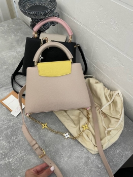 Сумка женская Capucines Louis Vuitton Артикул BMS-132120. Вид 4