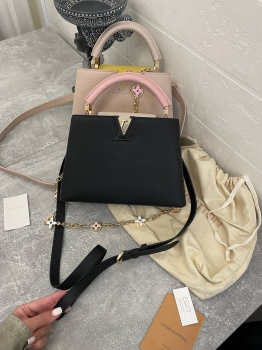 Сумка женская Capucines Louis Vuitton Артикул BMS-132119. Вид 2