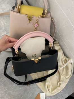 Сумка женская Capucines Louis Vuitton Артикул BMS-132119. Вид 3