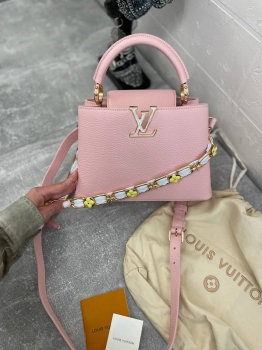 Сумка женская Capucines Louis Vuitton Артикул BMS-132118. Вид 1