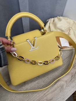Сумка женская Capucines Louis Vuitton Артикул BMS-132114. Вид 3
