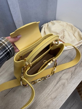 Сумка женская Capucines Louis Vuitton Артикул BMS-132114. Вид 7