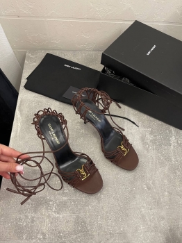 Босоножки Yves Saint Laurent Артикул BMS-132503. Вид 2