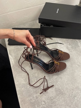 Босоножки Yves Saint Laurent Артикул BMS-132503. Вид 3