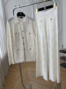 Костюм женский Chanel Артикул BMS-132575. Вид 1