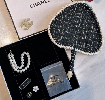Веер   Chanel Артикул BMS-132627. Вид 2