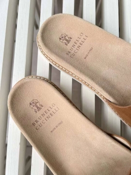 Шлепанцы Brunello Cucinelli Артикул BMS-132659. Вид 4