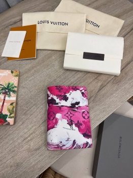 Обложка на паспорт  Louis Vuitton Артикул BMS-132773. Вид 1