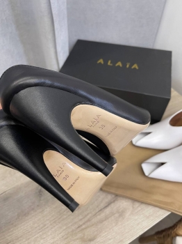 Туфли  Alaia Артикул BMS-132845. Вид 5