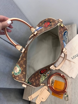 Сумка дорожная  Louis Vuitton Артикул BMS-132859. Вид 6