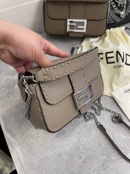 Сумка женская Fendi Артикул BMS-132882. Вид 4