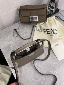 Сумка женская Fendi Peekaboo ISeeU Fendi Артикул BMS-132879. Вид 2