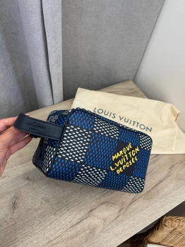 Косметичка Louis Vuitton Артикул BMS-135573. Вид 2