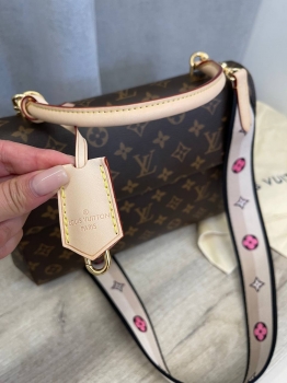 Сумка женская Louis Vuitton Артикул BMS-132903. Вид 2