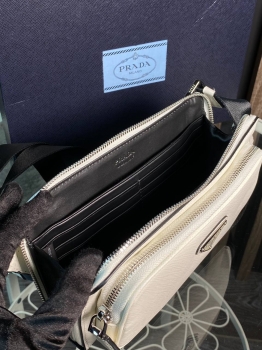 Поясная сумка Prada Артикул BMS-132928. Вид 2