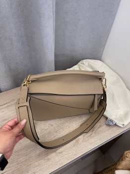 Сумка женская 29см Loewe Артикул BMS-132937. Вид 2