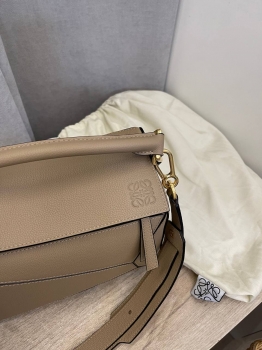 Сумка женская 29см Loewe Артикул BMS-132937. Вид 3