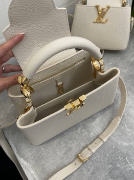 Сумка женская Capucines, 27 см Louis Vuitton Артикул BMS-133710. Вид 7