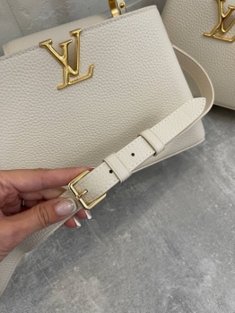 Сумка женская Capucines, 27 см Louis Vuitton Артикул BMS-133710. Вид 9
