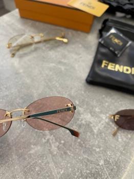 Очки Fendi Артикул BMS-133006. Вид 3