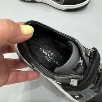 Кеды Louis Vuitton Артикул BMS-133044. Вид 2