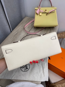 КЛАТЧ KELLY CUT, swift, Mushroom color Hermes Артикул BMS-133066. Вид 3
