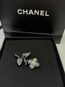 Брошь Chanel Артикул BMS-133153. Вид 1
