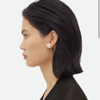 Серьги Flower Earrings Bottega Veneta Артикул BMS-133157. Вид 1