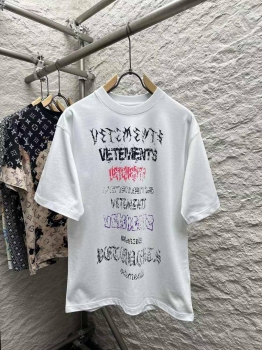 Футболка Vetements Артикул BMS-133174. Вид 2