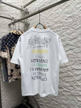 Футболка Vetements Артикул BMS-133174. Вид 3