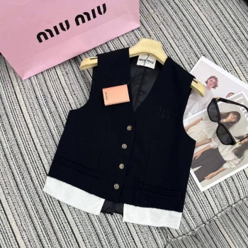 Костюм женский Miu Miu Артикул BMS-133215. Вид 2