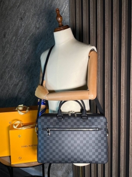 Портфель Louis Vuitton Артикул BMS-133272. Вид 1