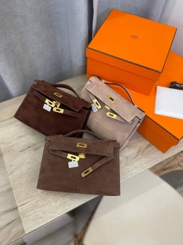 Сумка женская  Kelly Pochette, GHW Hermes Артикул BMS-133302. Вид 1