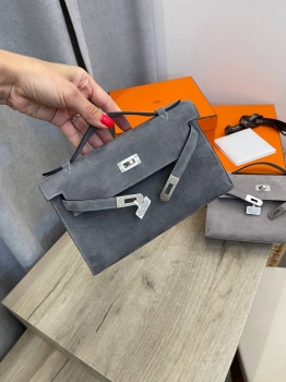 Сумка женская  Kelly Pochette, GHW Hermes Артикул BMS-133300. Вид 1