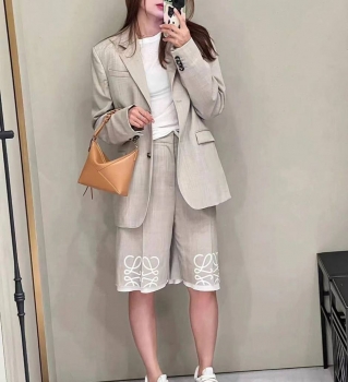  Костюм женский Loewe Артикул BMS-133310. Вид 1