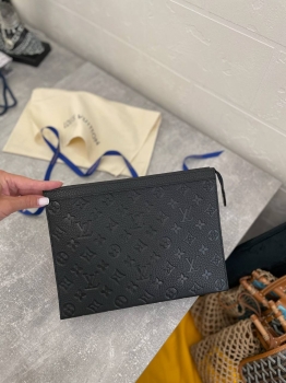 Папка A5 Louis Vuitton Артикул BMS-133332. Вид 1