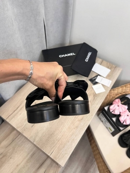 Шлепанцы  Chanel Артикул BMS-133338. Вид 6