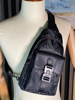 Слинг Christian Dior Артикул BMS-133437. Вид 1