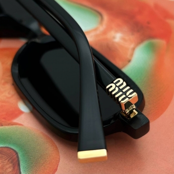 Очки Miu Miu Артикул BMS-133481. Вид 2