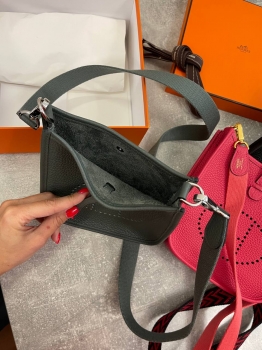 Сумка женская Evelyne mini Hermes Артикул BMS-133507. Вид 5